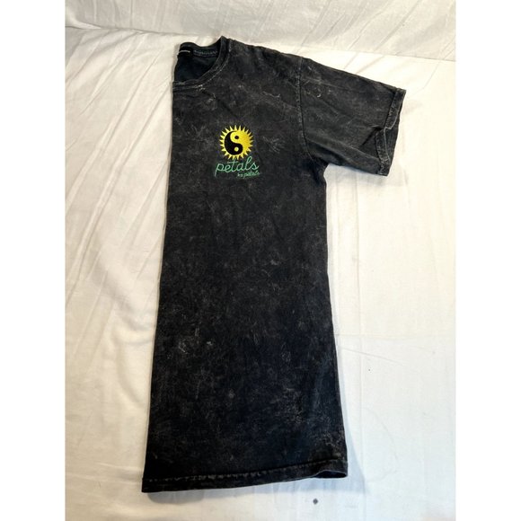 Petal & Peacocks Graphic T-Shirt Adult Medium Gray Short Sleeve Shirt - Picture 9 of 9